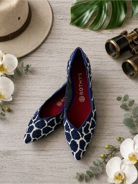 Rothy’s The Point Indigo Giraffe Flats NIB Retired Rare Size 9.5